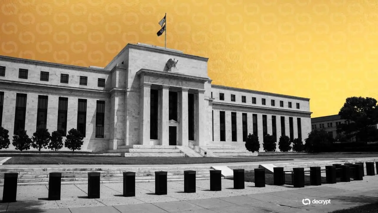morning-minute-crypto-sinks-after-hawkish-fomc